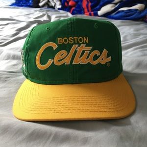 VINTAGE SPORTS SPECIALTIES BOSTON CELTICS SNAPBACK